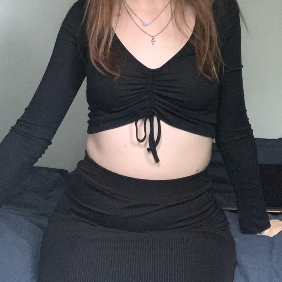 Meet your Posher, Alex - Picture 2 of 4